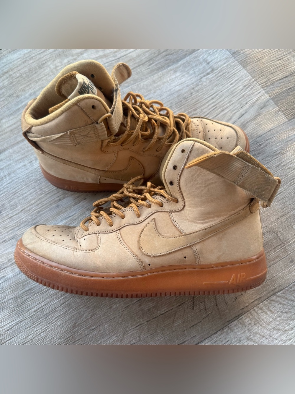 Nike Air Force 1 High 07 LV8 Flax Wheat Gum 882096-200 Mens Size 11